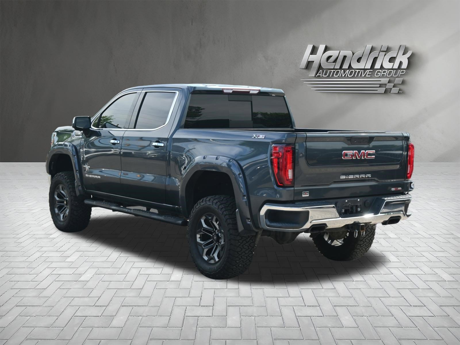 Used 2019 GMC Sierra 1500 SLT w/ SLT Premium Plus Package AWD/4WD image 7