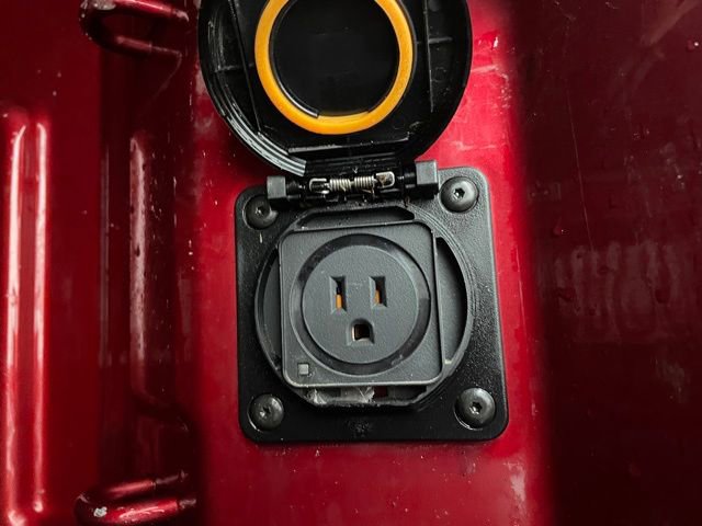 Used 2022 Chevrolet Silverado 1500 LT Trail Boss w/ LPO, Dark Essentials Package image 15