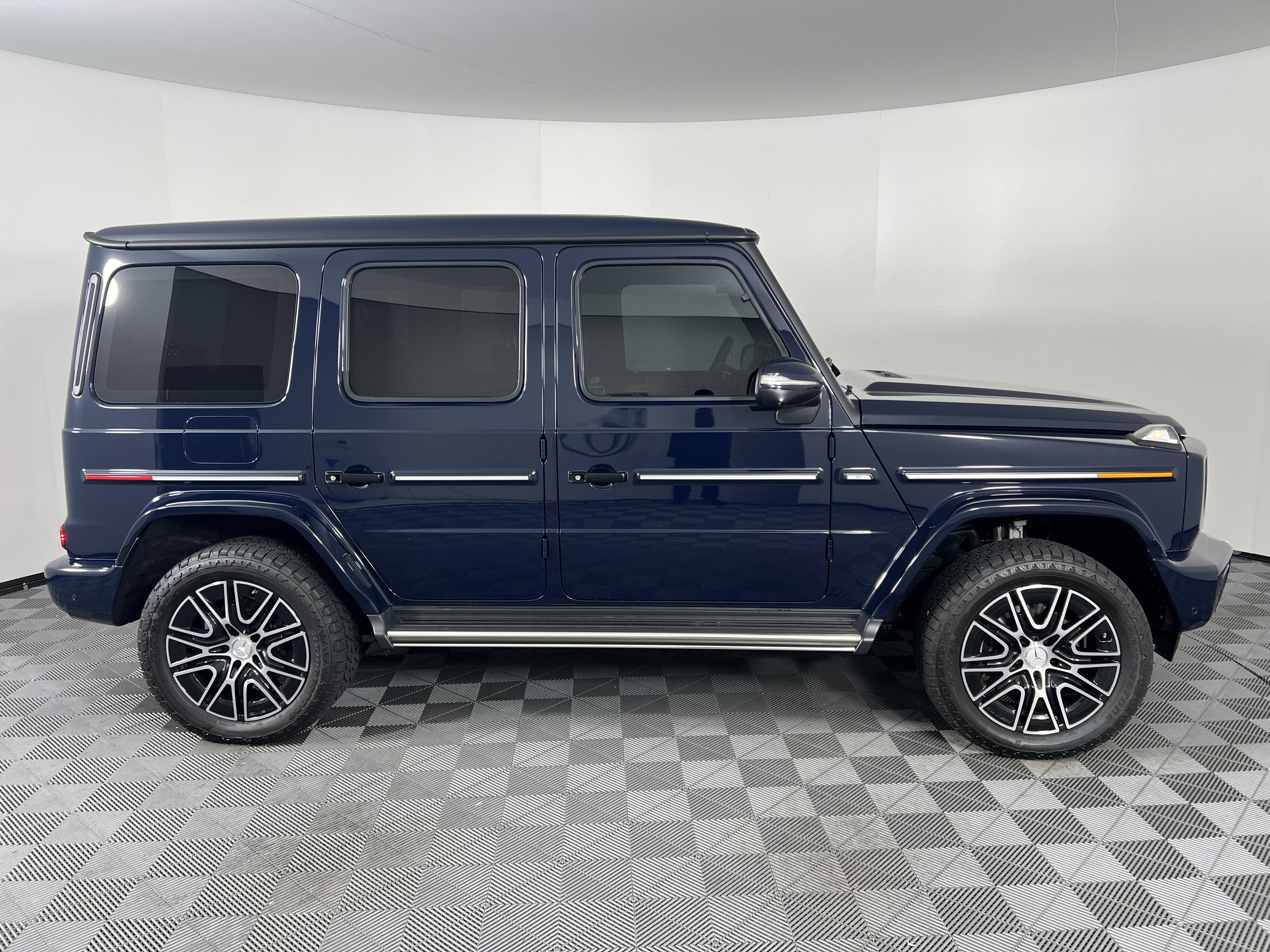 Used 2025 Mercedes-Benz G 580 w/ EQ Technology image 13
