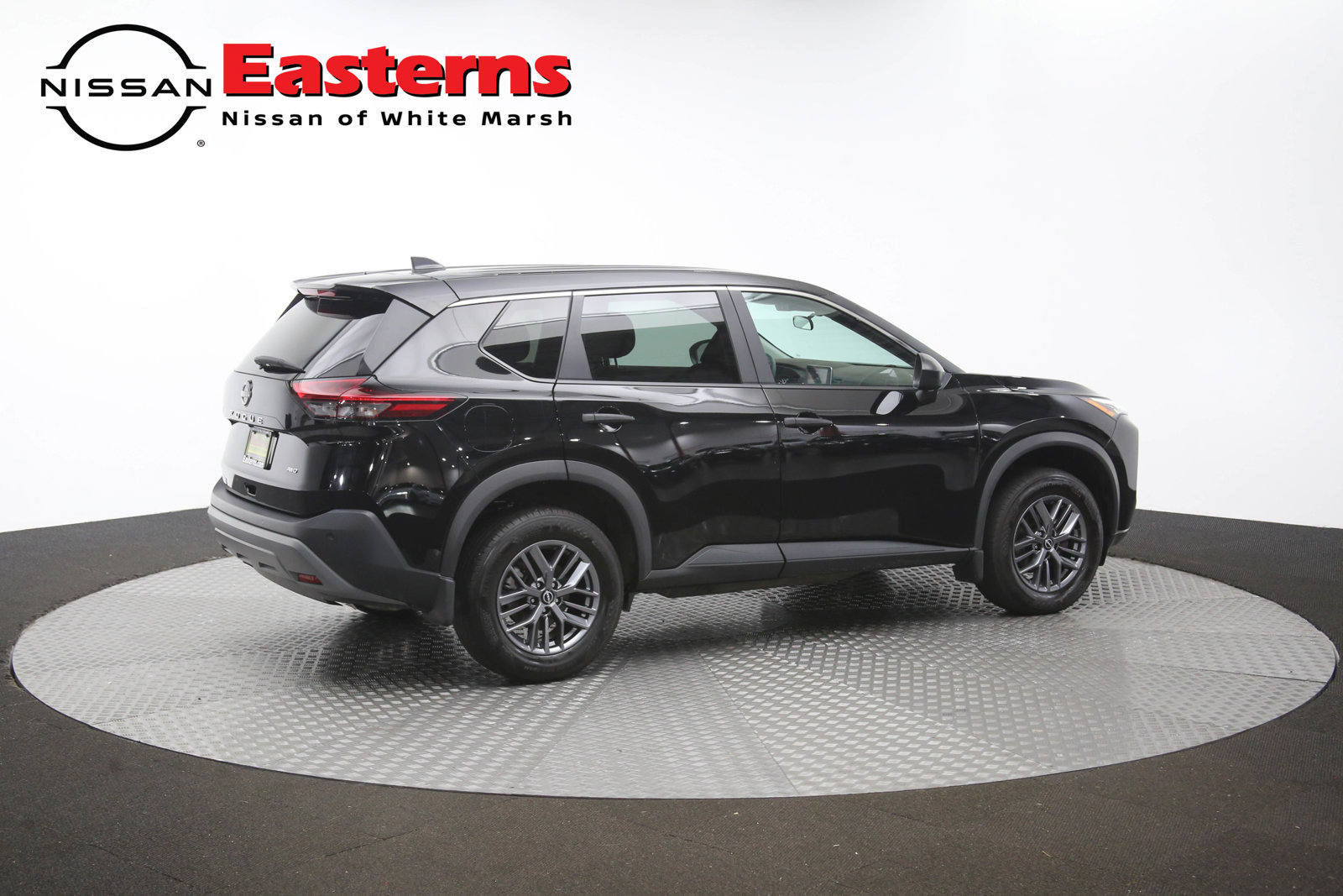 Used 2023 Nissan Rogue S AWD/4WD image 39
