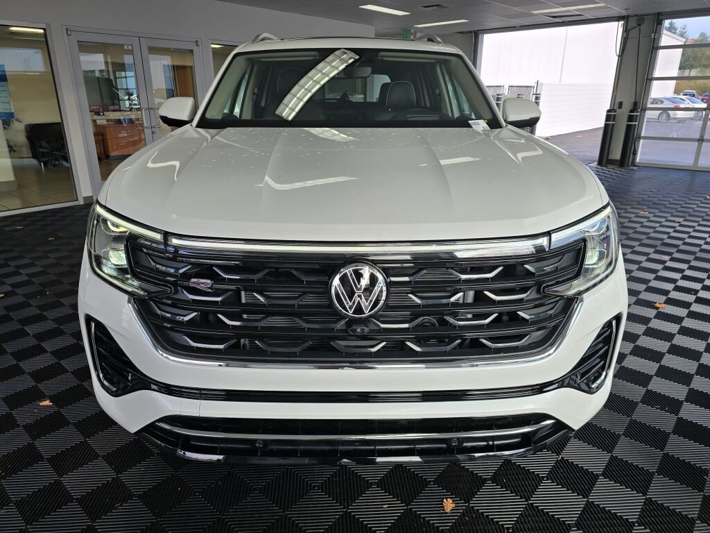 New 2026 Volkswagen Atlas SEL Premium R-Line image 9