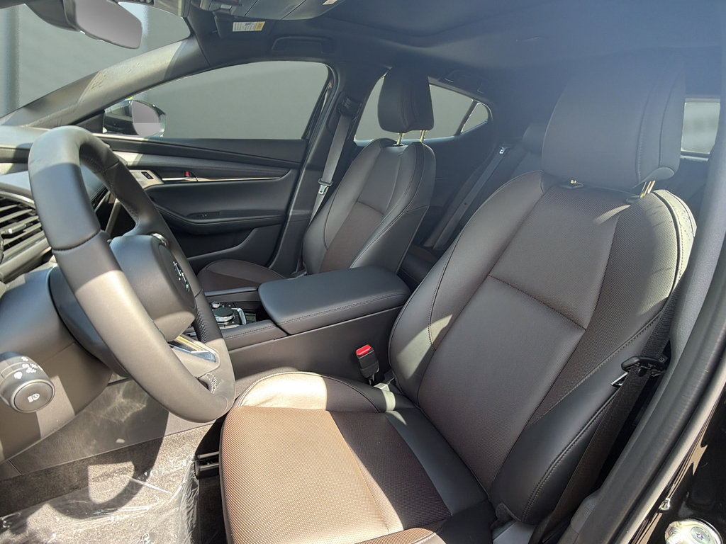 New 2026 MAZDA MAZDA3 2.5 S Hatchback w/ Premium Pkg FWD image 10