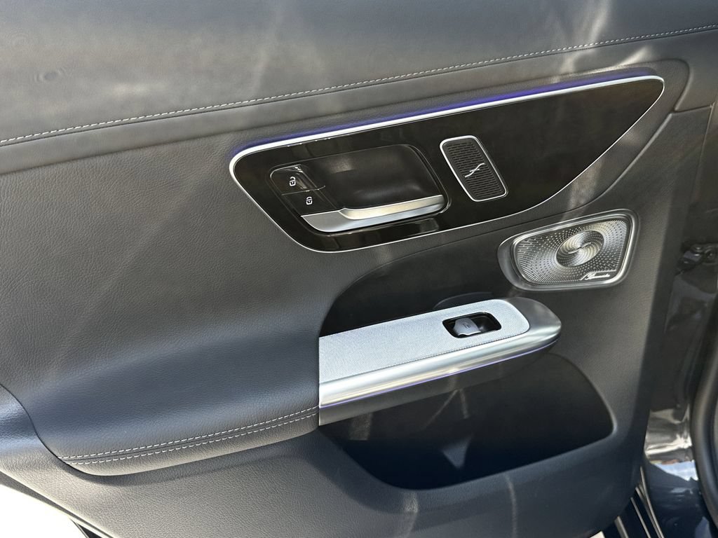 Certified 2025 Mercedes-Benz GLC 300 w/ AMG Line image 25