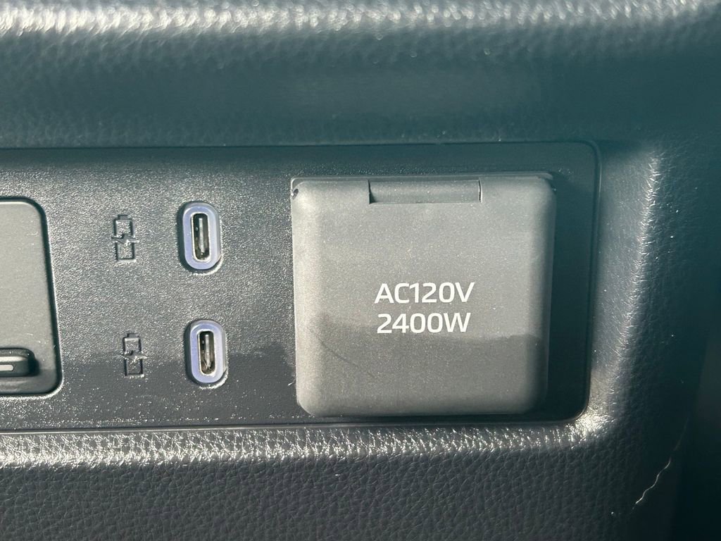 Used 2025 Toyota 4Runner 4WD image 24