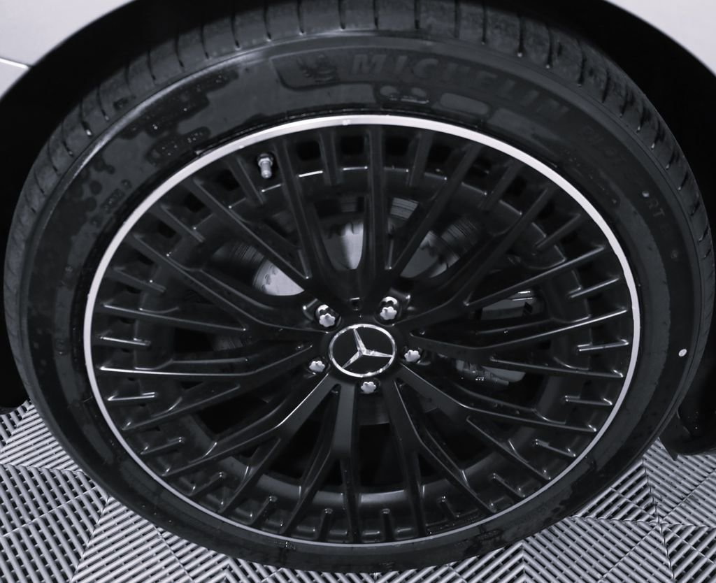 Used 2025 Mercedes-Benz EQS AMG 4MATIC image 7