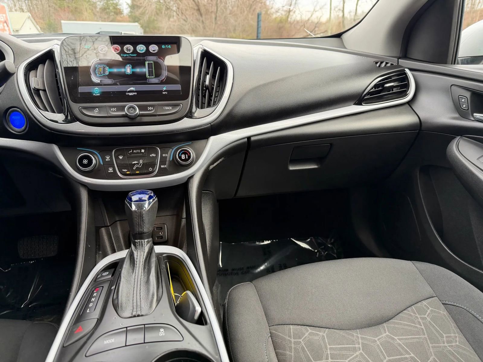 Used 2016 Chevrolet Volt LT FWD image 28