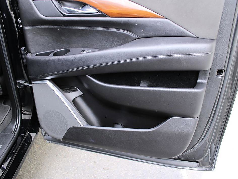 Used 2019 Cadillac Escalade ESV 2WD image 22