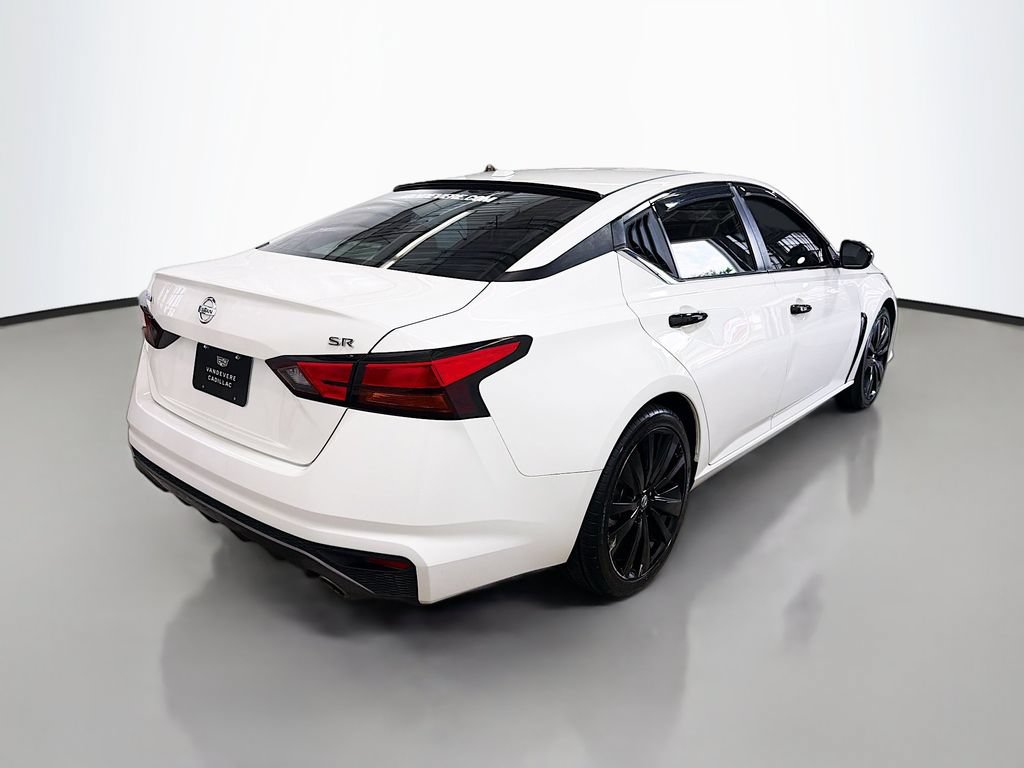 Used 2019 Nissan Altima 2.5 SR FWD image 9