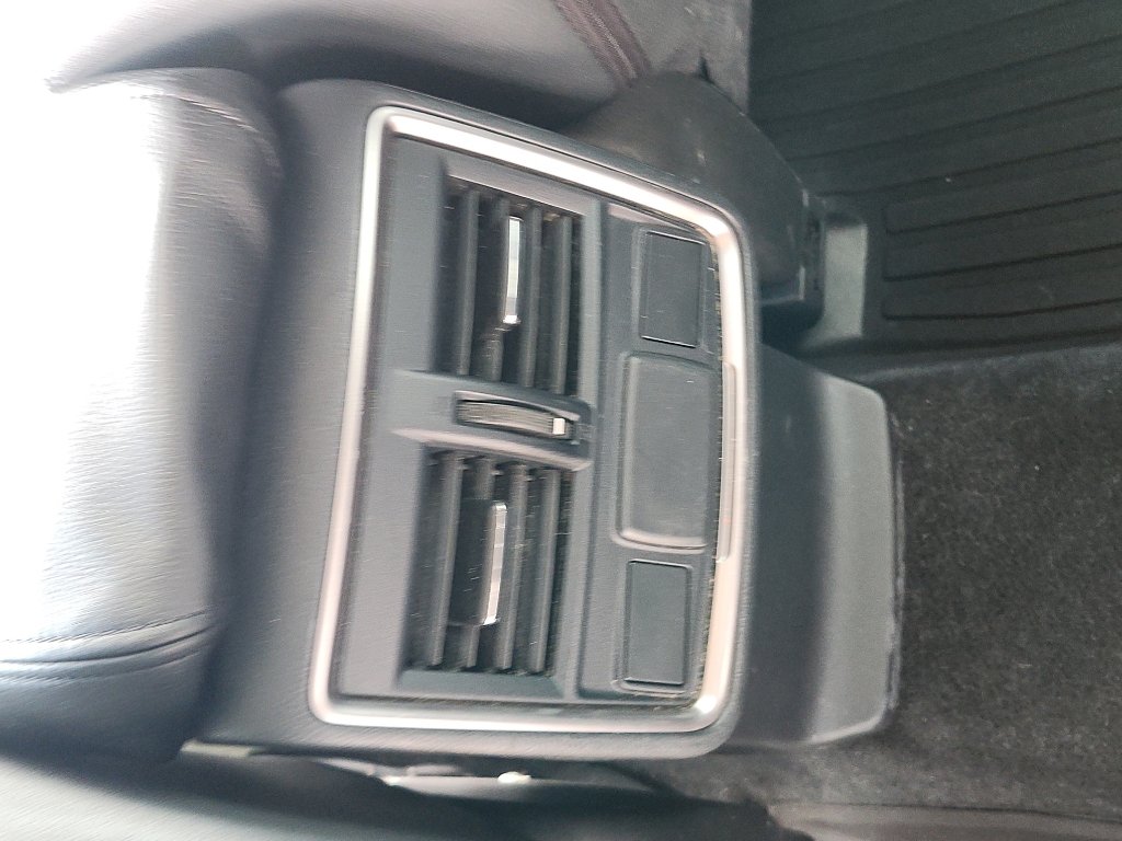 Used 2022 Subaru Forester Premium AWD/4WD image 13