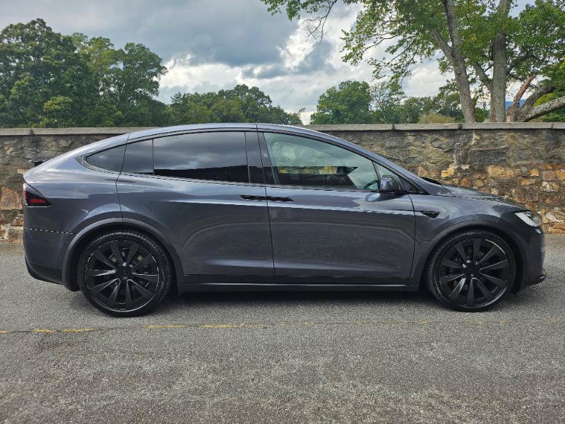 Used 2023 Tesla Model X AWD/4WD image 10