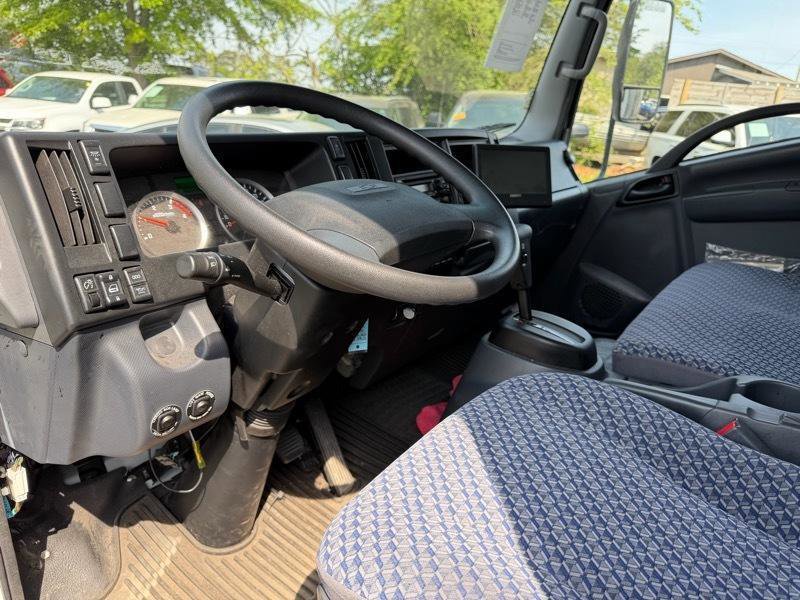 Used 2023 Chevrolet Low Cab Forward 5500XD RWD image 27