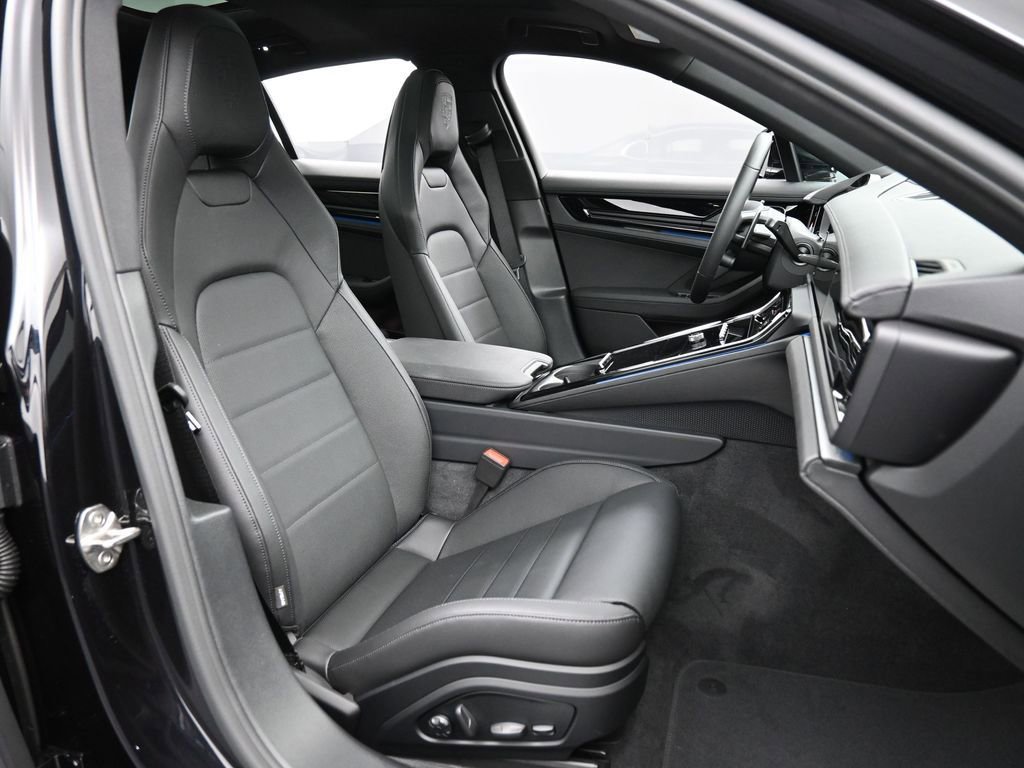 New 2026 Porsche Panamera E-Hybrid image 30