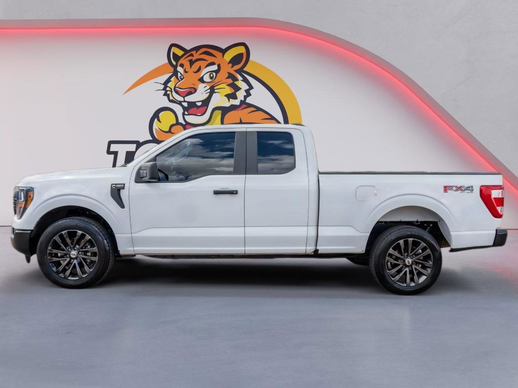 Used 2023 Ford F150 XL w/ Trailer Tow Package image 8
