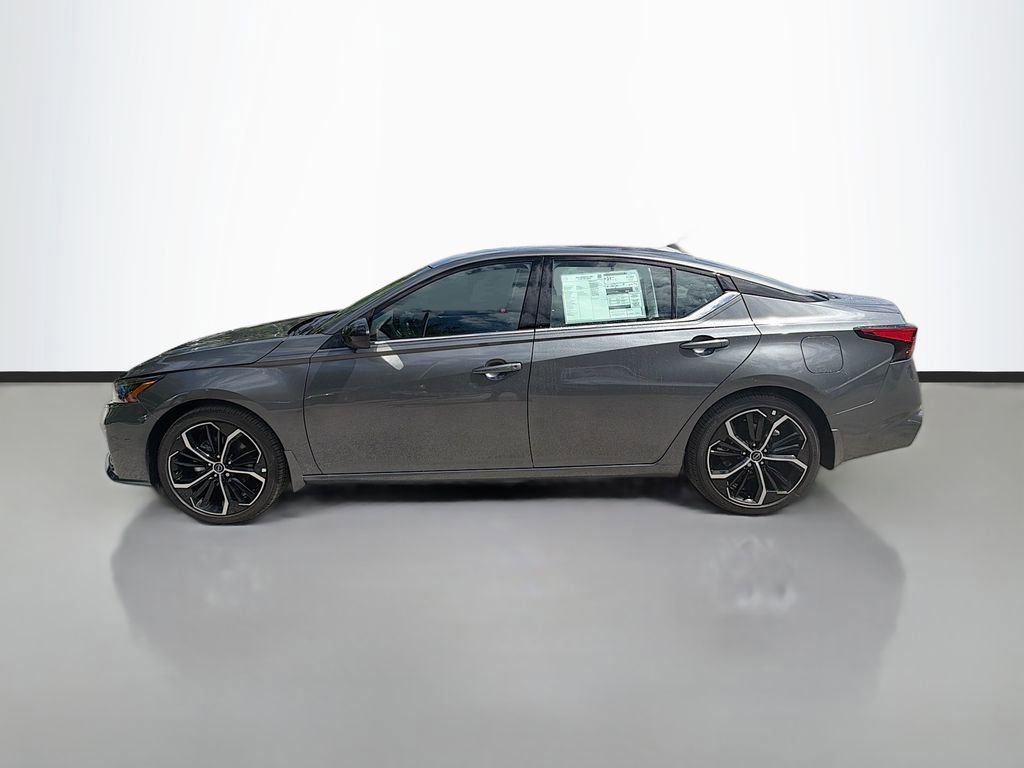 New 2025 Nissan Altima 2.5 SR w/ SR Premium Package image 5