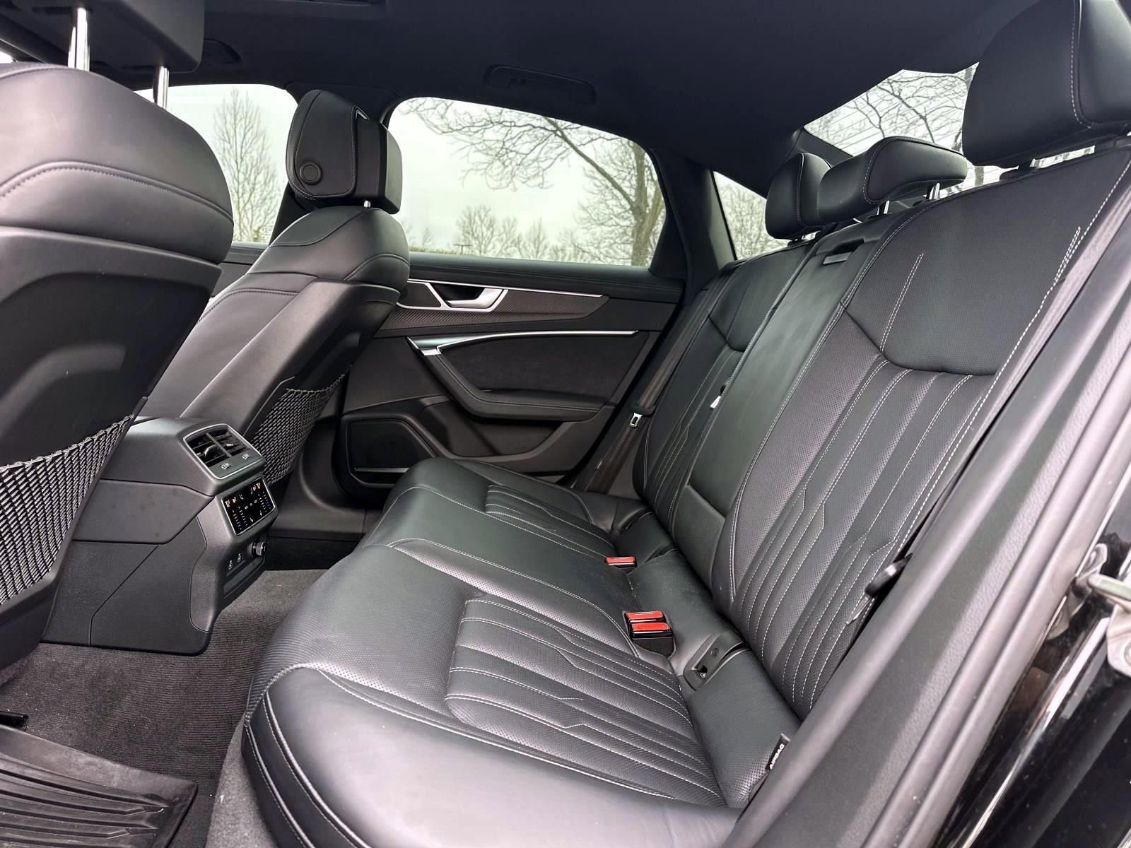 Used 2022 Audi S6 Premium Plus w/ S Sport Package AWD/4WD image 28