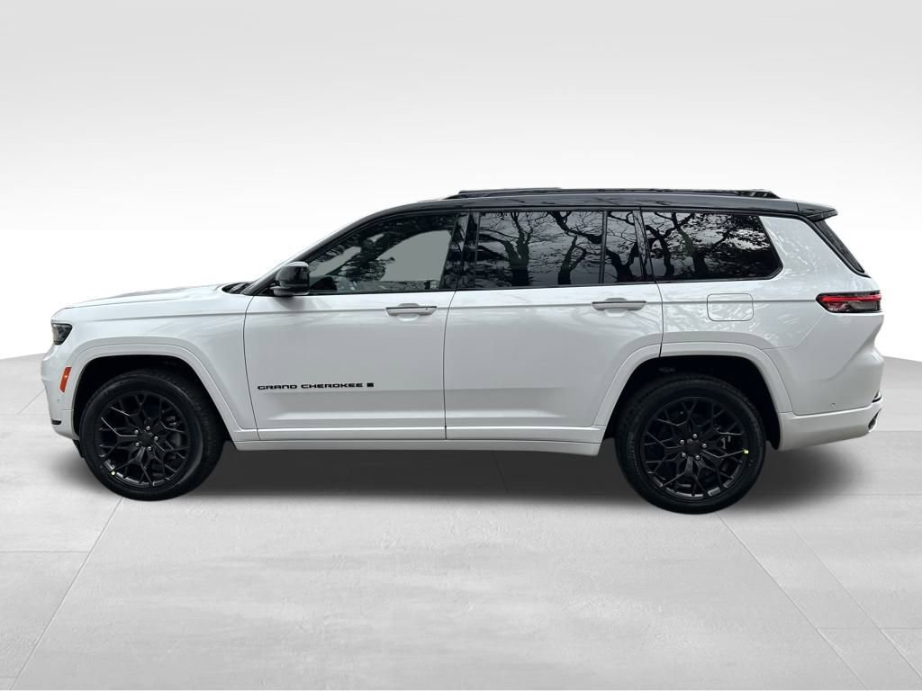 New 2025 Jeep Grand Cherokee L Summit image 3