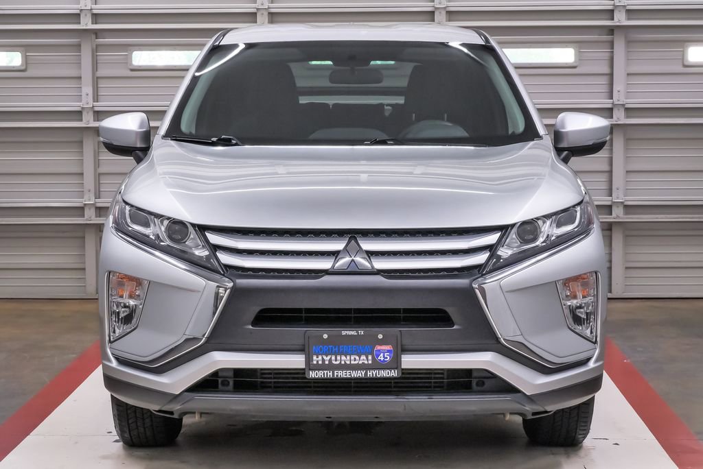 Used 2020 Mitsubishi Eclipse Cross ES FWD image 4