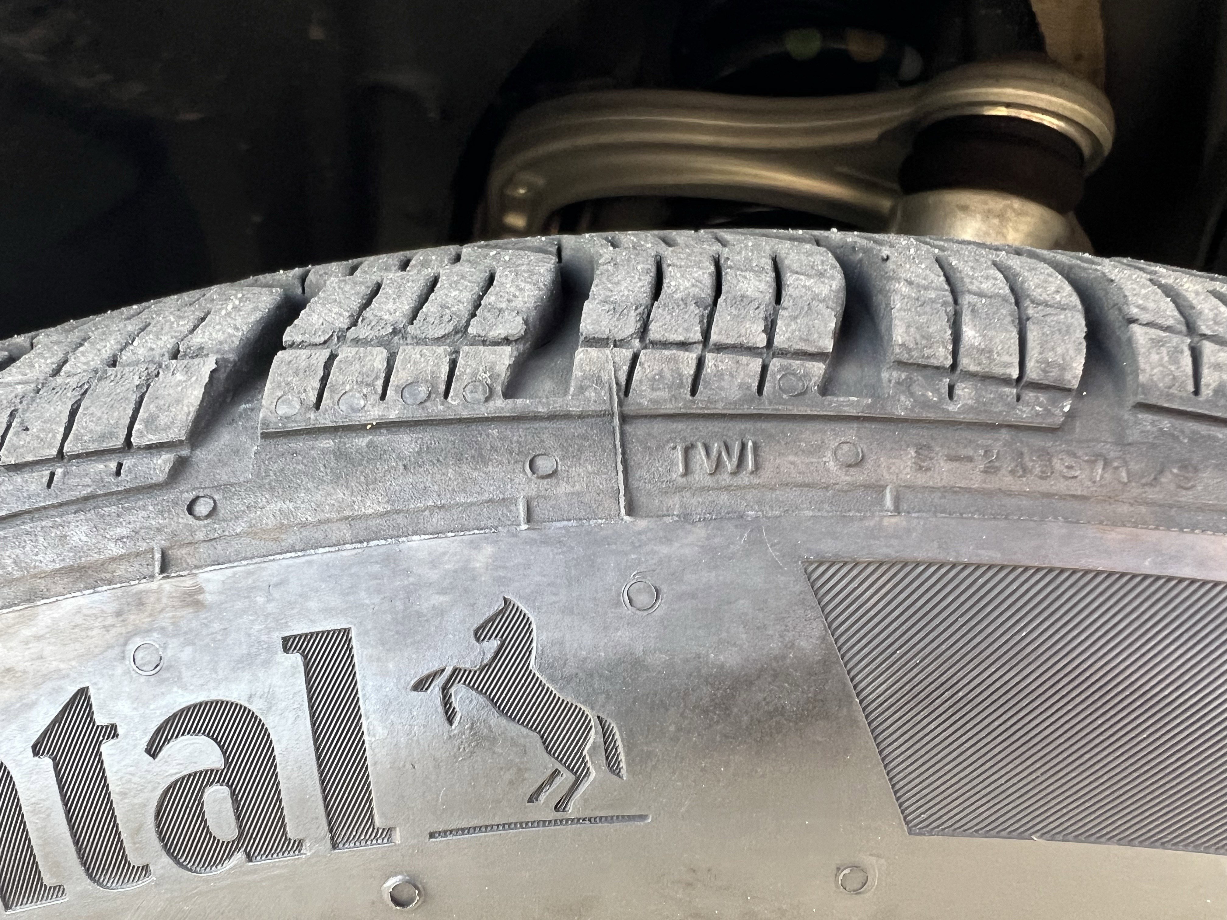 Certified 2025 Mercedes-Benz C 300 Sedan image 12