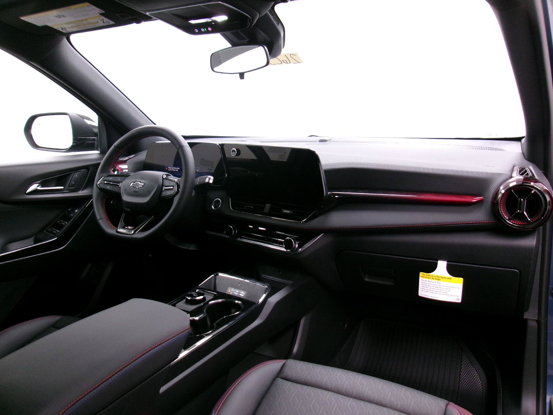 New 2026 Chevrolet Equinox RS w/ LPO, Floor Liner Package FWD image 3