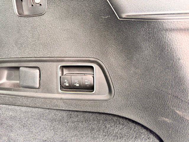 Used 2021 Mercedes-Benz GLS 450 4MATIC image 27