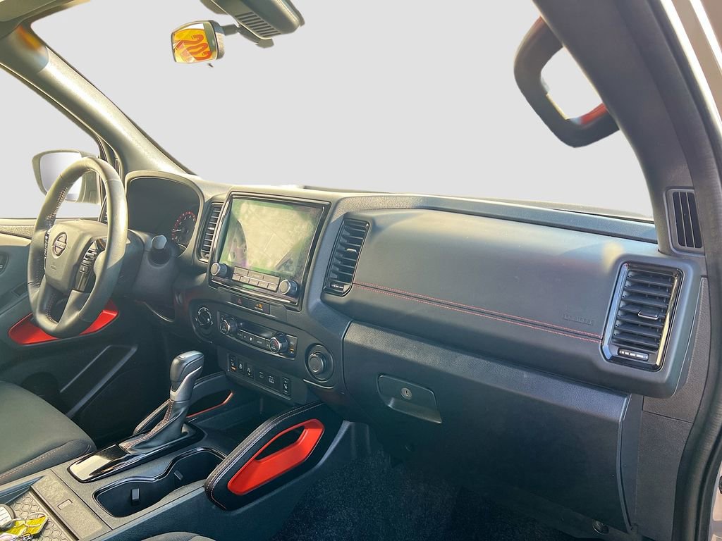 Used 2022 Nissan Frontier PRO-4X AWD/4WD image 26