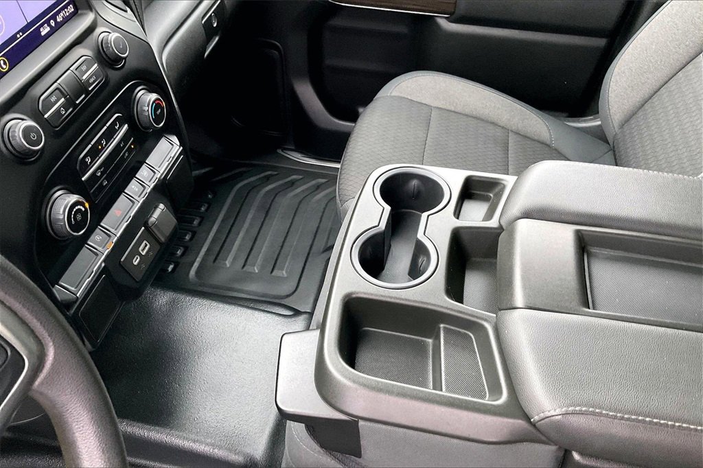 Used 2019 Chevrolet Silverado 1500 LT image 17