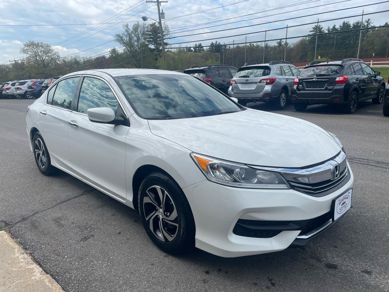 Used 2017 Honda Accord LX image 3