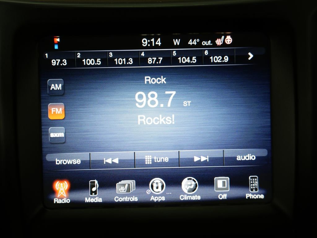 Used 2017 Jeep Cherokee Latitude w/ True North Edition image 19