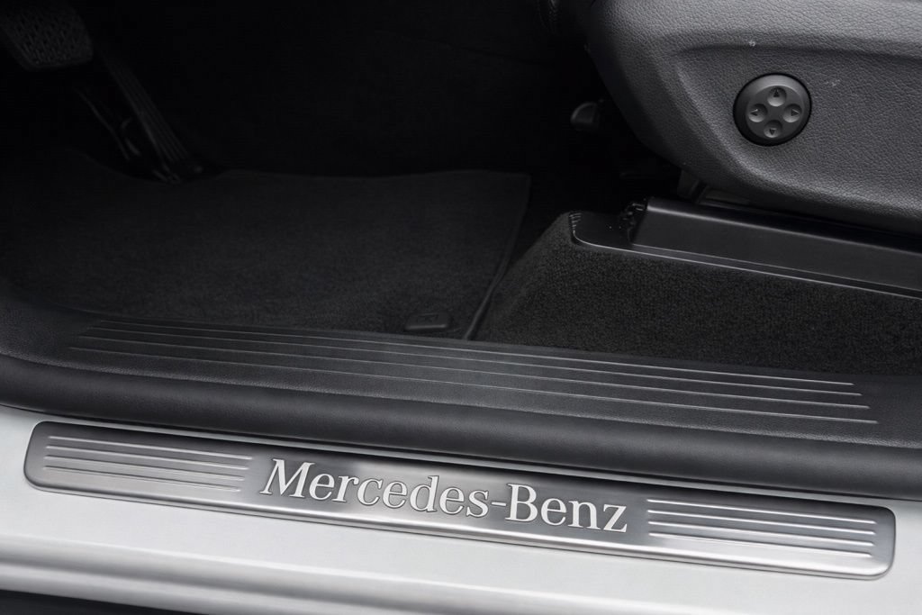 Used 2024 Mercedes-Benz GLE 350 4MATIC image 33