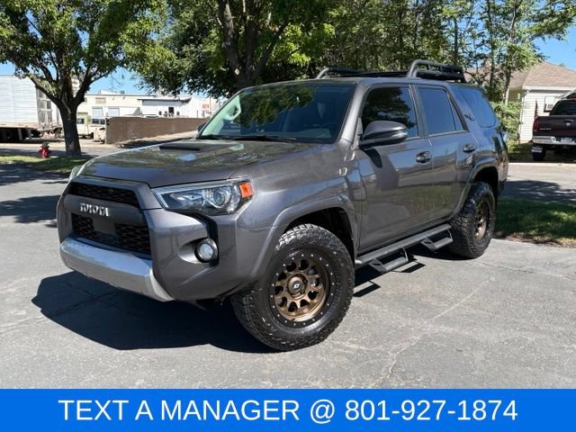 Used 2020 Toyota 4Runner TRD Off-Road Premium w/ Moonroof Package AWD/4WD image 1