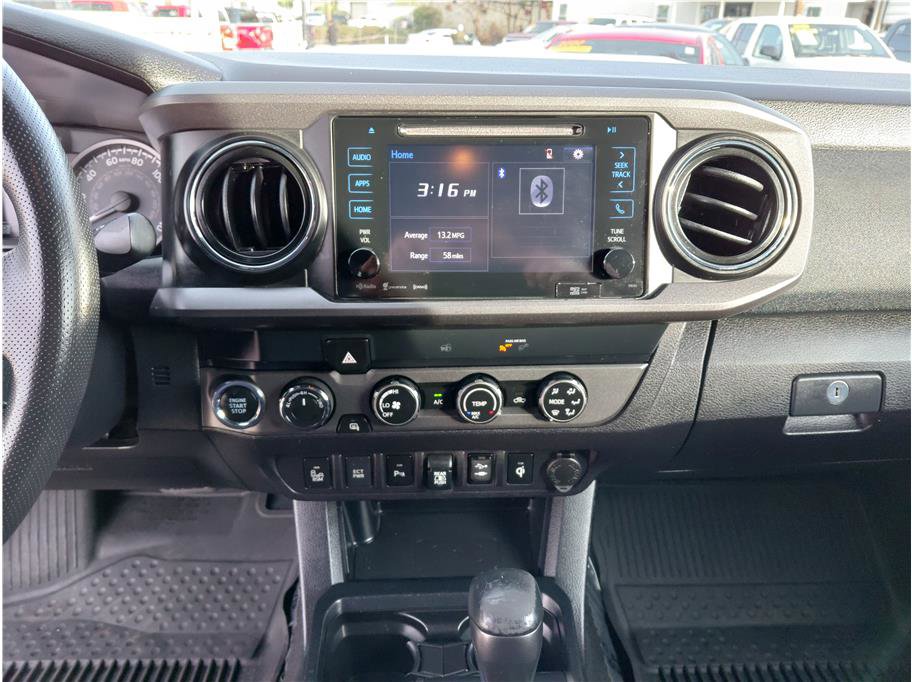 Used 2019 Toyota Tacoma TRD Sport image 6
