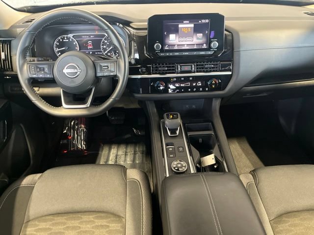 Certified 2025 Nissan Pathfinder SV w/ SV Premium Package AWD/4WD image 10