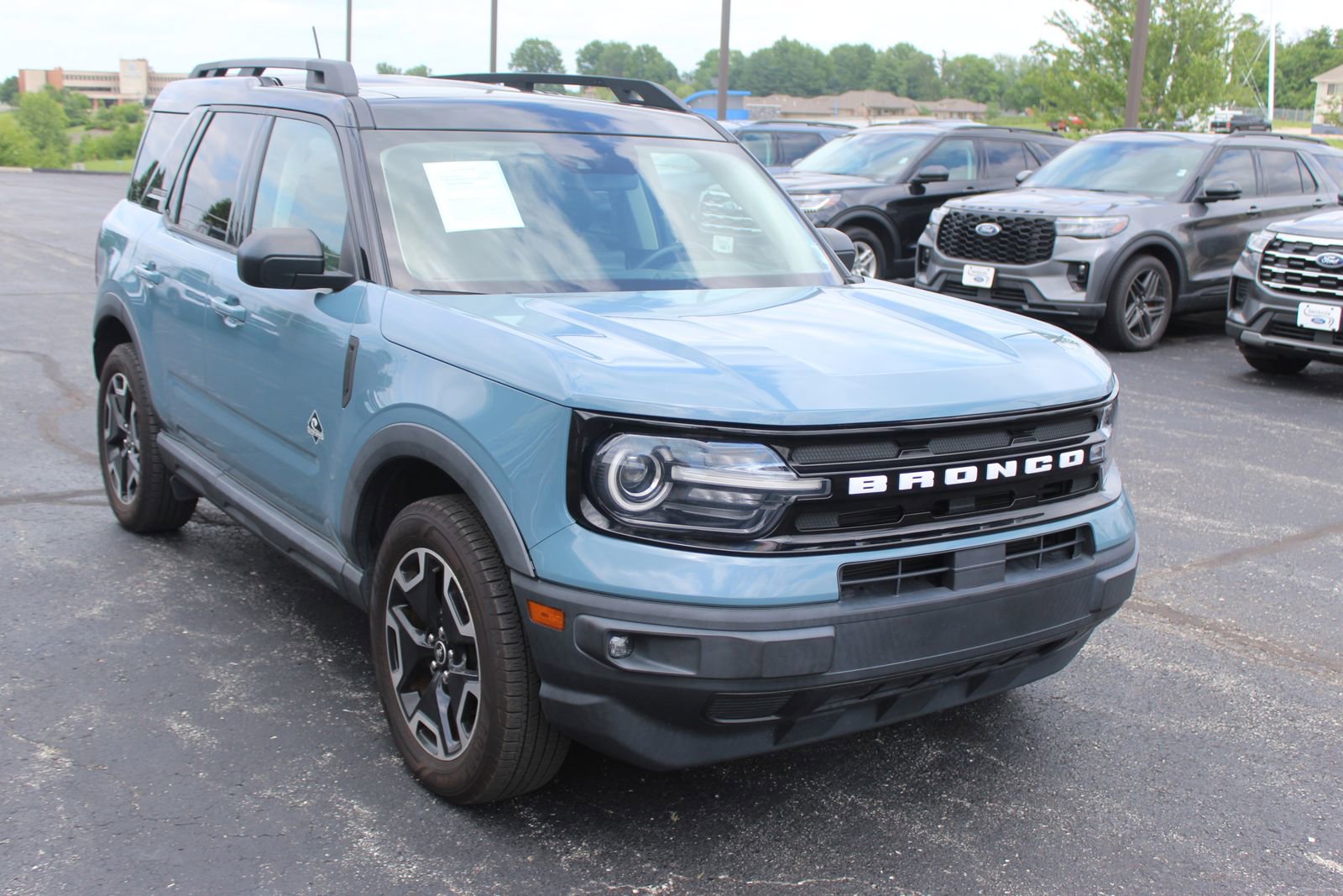 Used 2022 Ford Bronco Sport Outer Banks w/ Tech Package AWD/4WD image 9