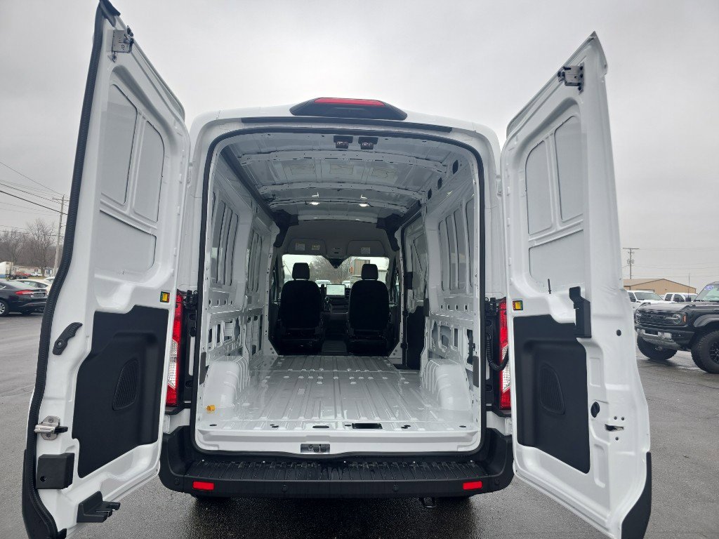 New 2026 Ford Transit 250 148 Medium Roof Extended AWD image 9