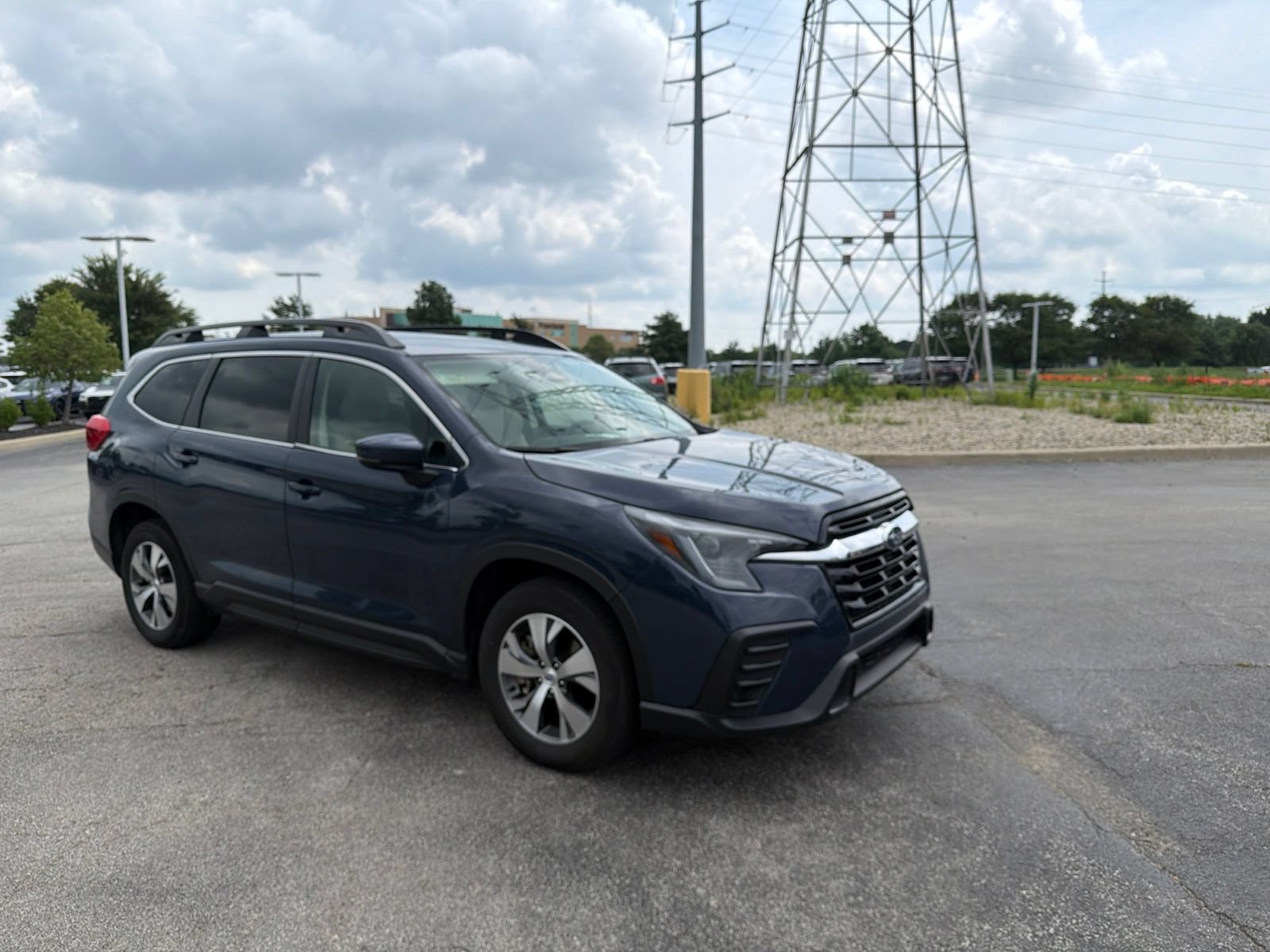 Certified 2025 Subaru Ascent Premium w/ Premium Package AWD/4WD image 15