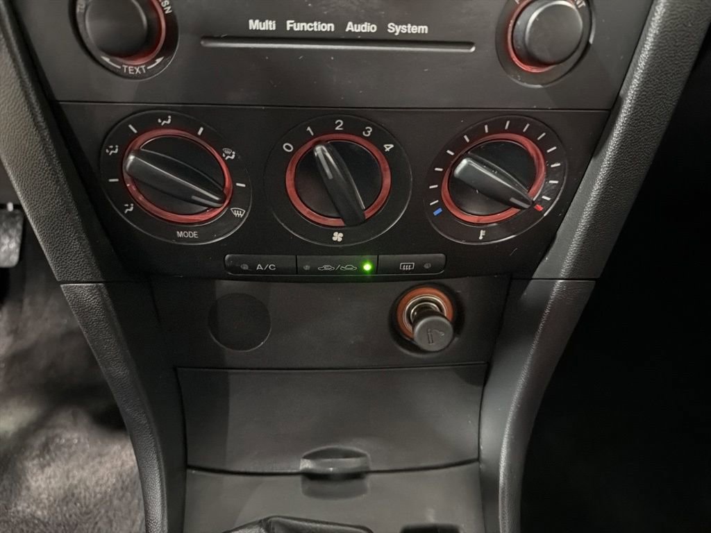 Used 2006 MAZDA MAZDA3 s image 18