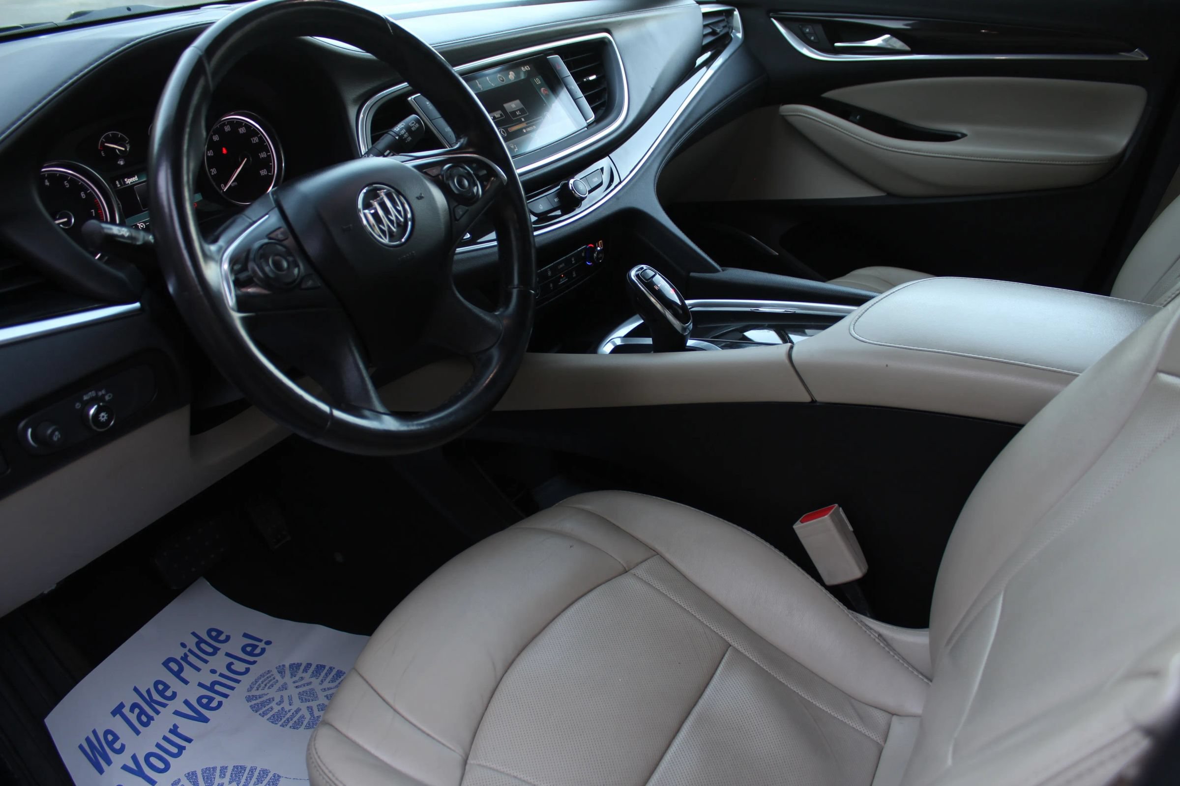 Used 2019 Buick Enclave Essence AWD/4WD image 11