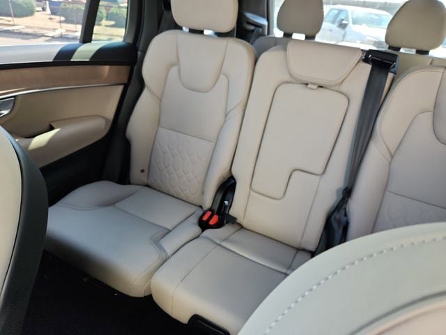 New 2026 Volvo XC90 T8 Plus w/ Protection Package Premier image 14