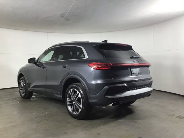 Used 2025 Audi Q5 Premium w/ Premium Plus AWD/4WD image 5