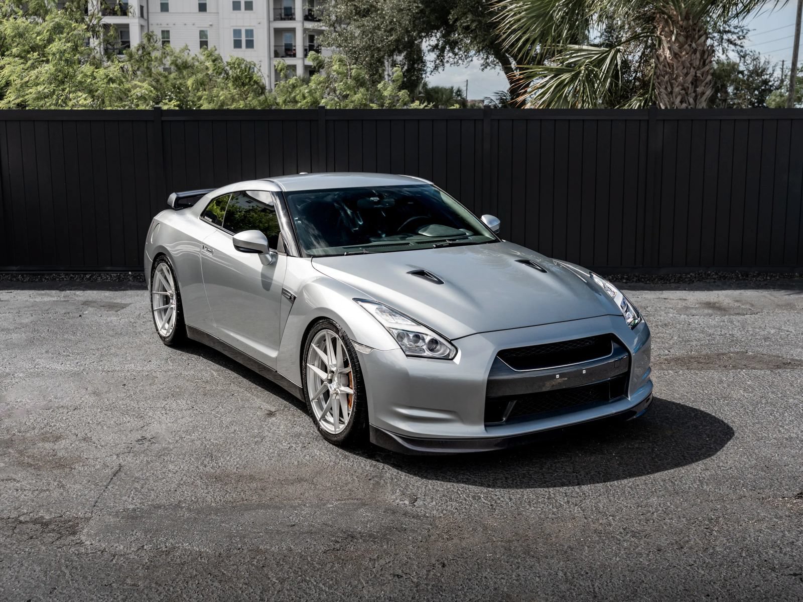 Used 2009 Nissan GT-R Premium AWD/4WD image 25
