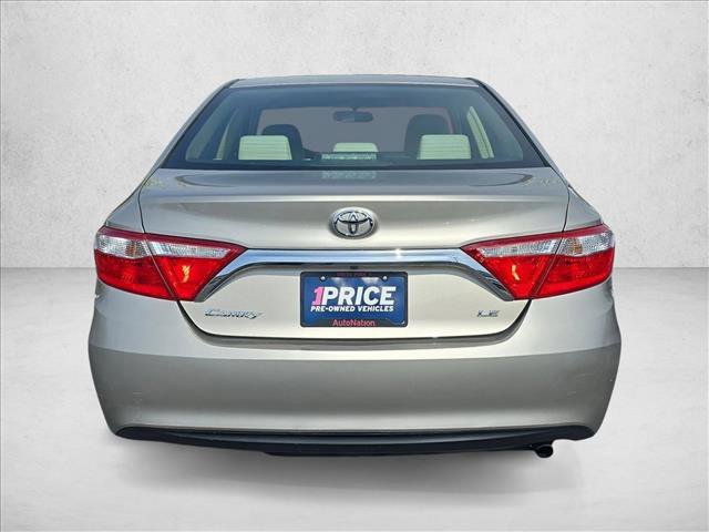 Used 2015 Toyota Camry LE FWD image 6