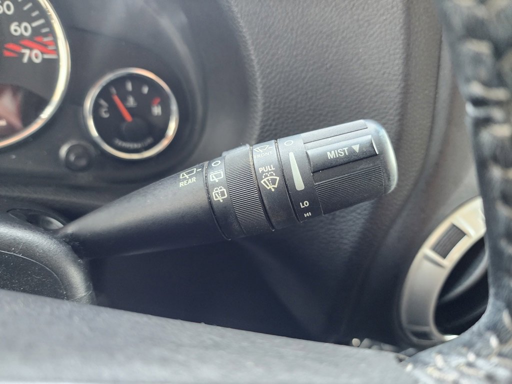 Used 2017 Jeep Wrangler Unlimited Rubicon image 28