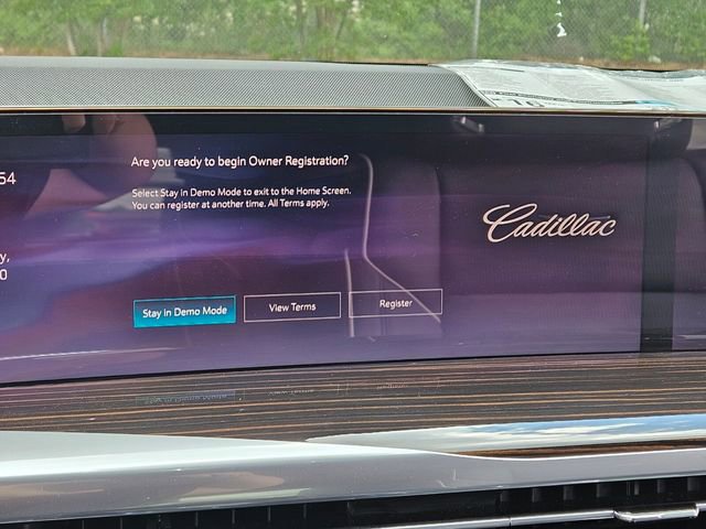 New 2026 Cadillac Escalade Luxury w/ LPO, Radiant Package AWD/4WD image 22