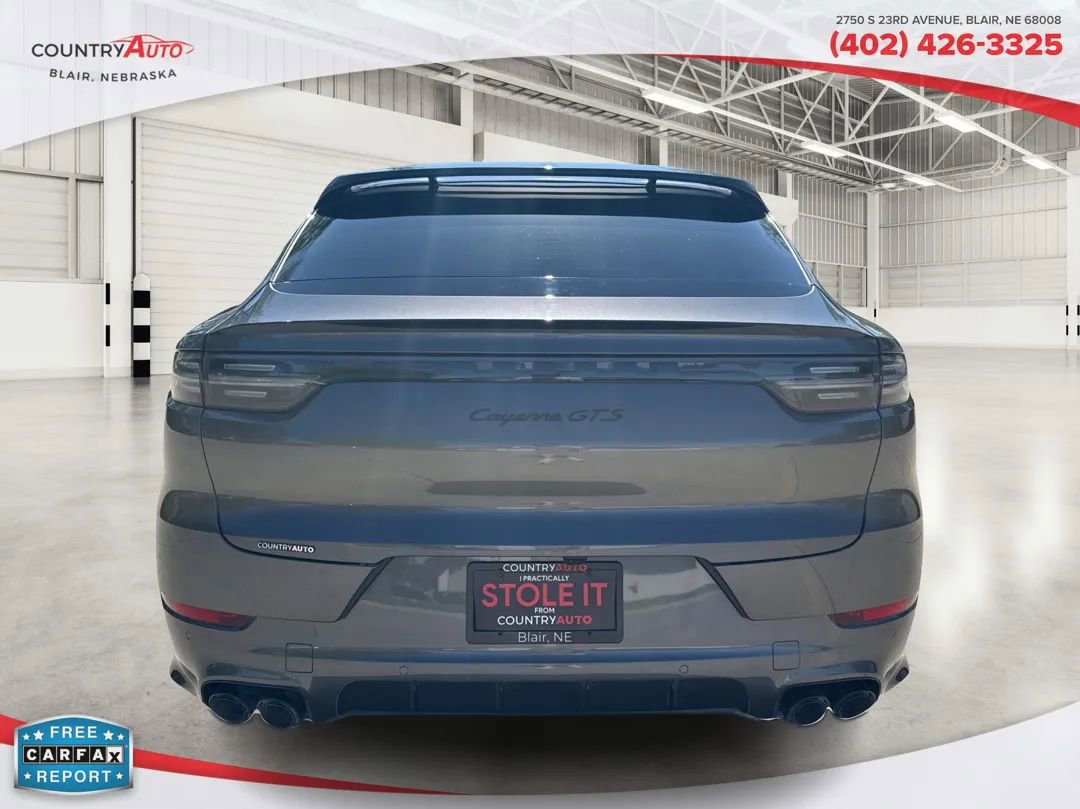 Used 2022 Porsche Cayenne GTS AWD/4WD image 4