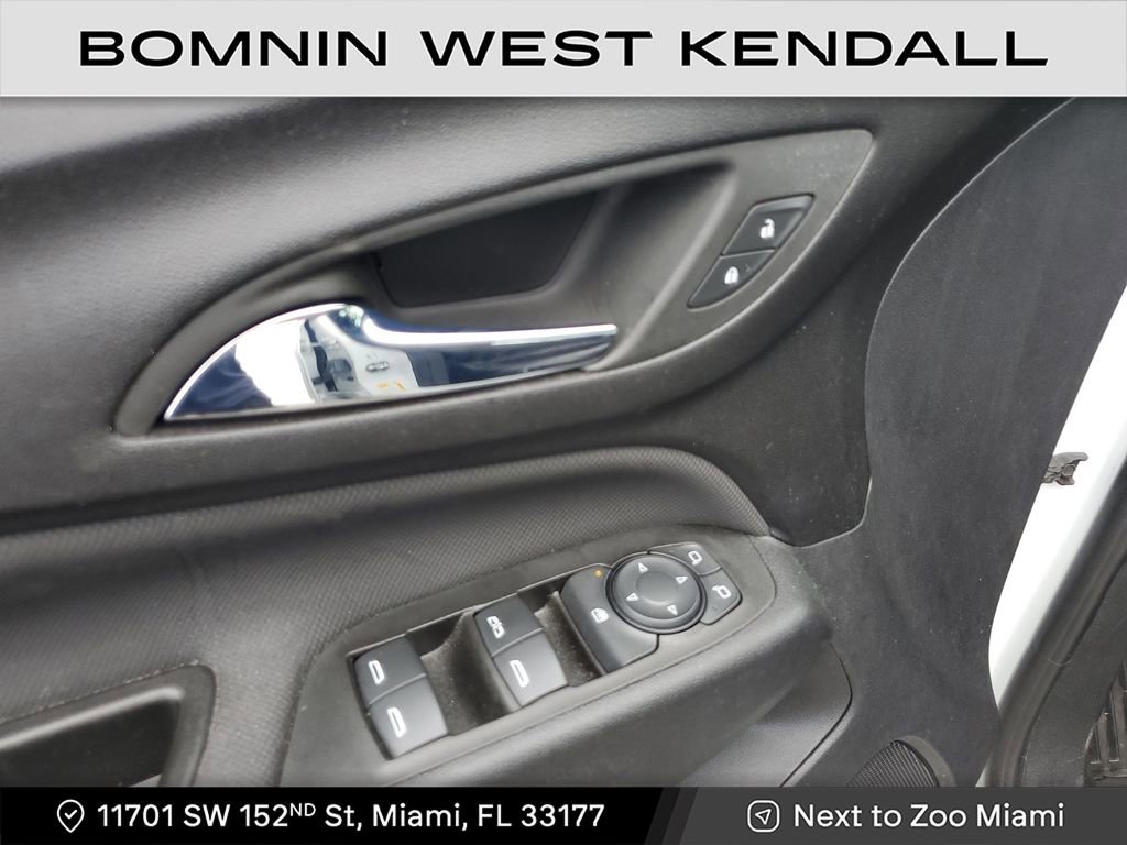 Used 2022 Chevrolet Equinox RS image 24