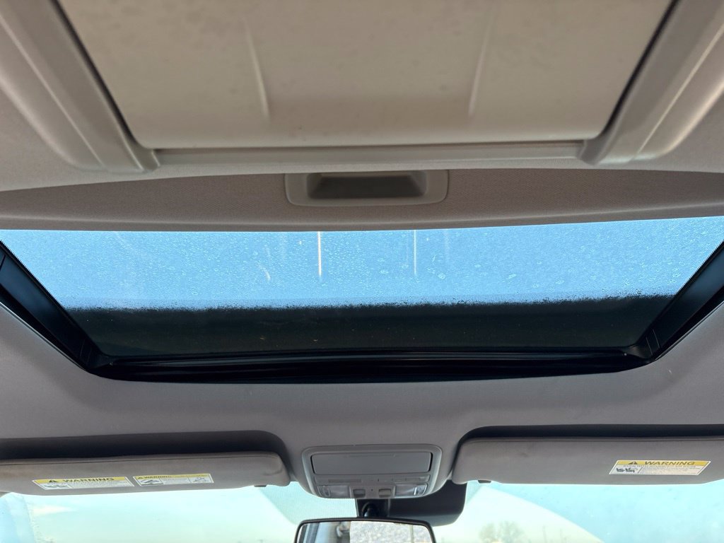 Used 2017 Honda Pilot Touring image 6