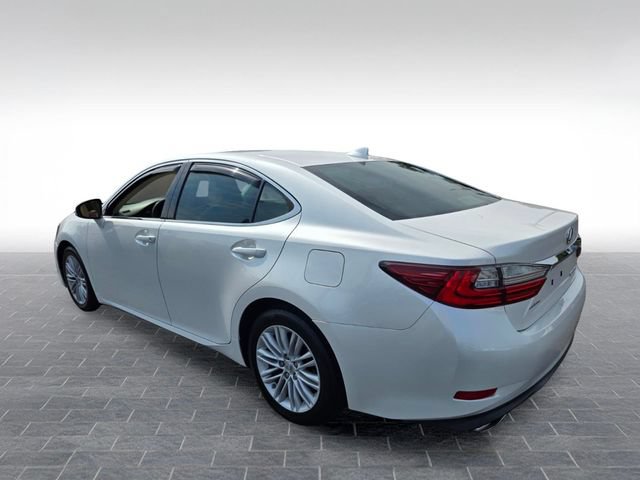 Used 2017 Lexus ES 350 w/ Accessory Package 2 FWD image 5