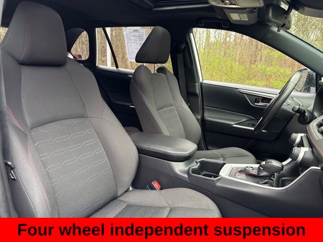 Used 2023 Toyota RAV4 SE w/ Weather & Moonroof Package image 27