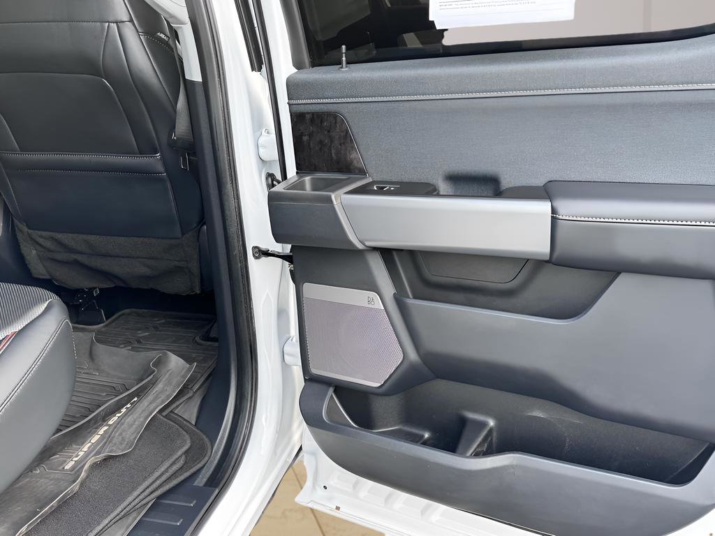 Used 2024 Ford F250 Lariat AWD/4WD image 33