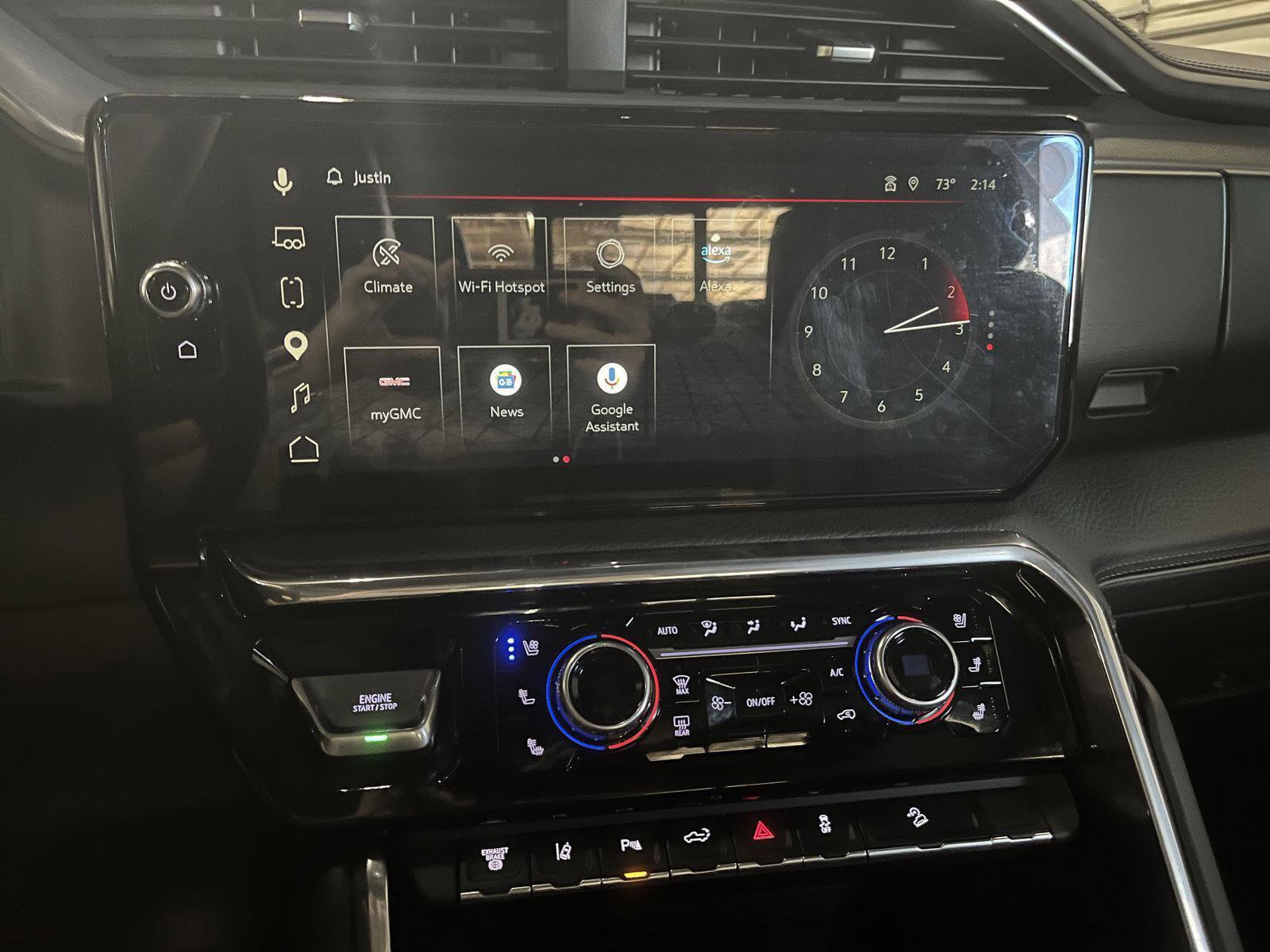 Used 2025 GMC Sierra 3500 Denali w/ Denali Reserve Package image 19